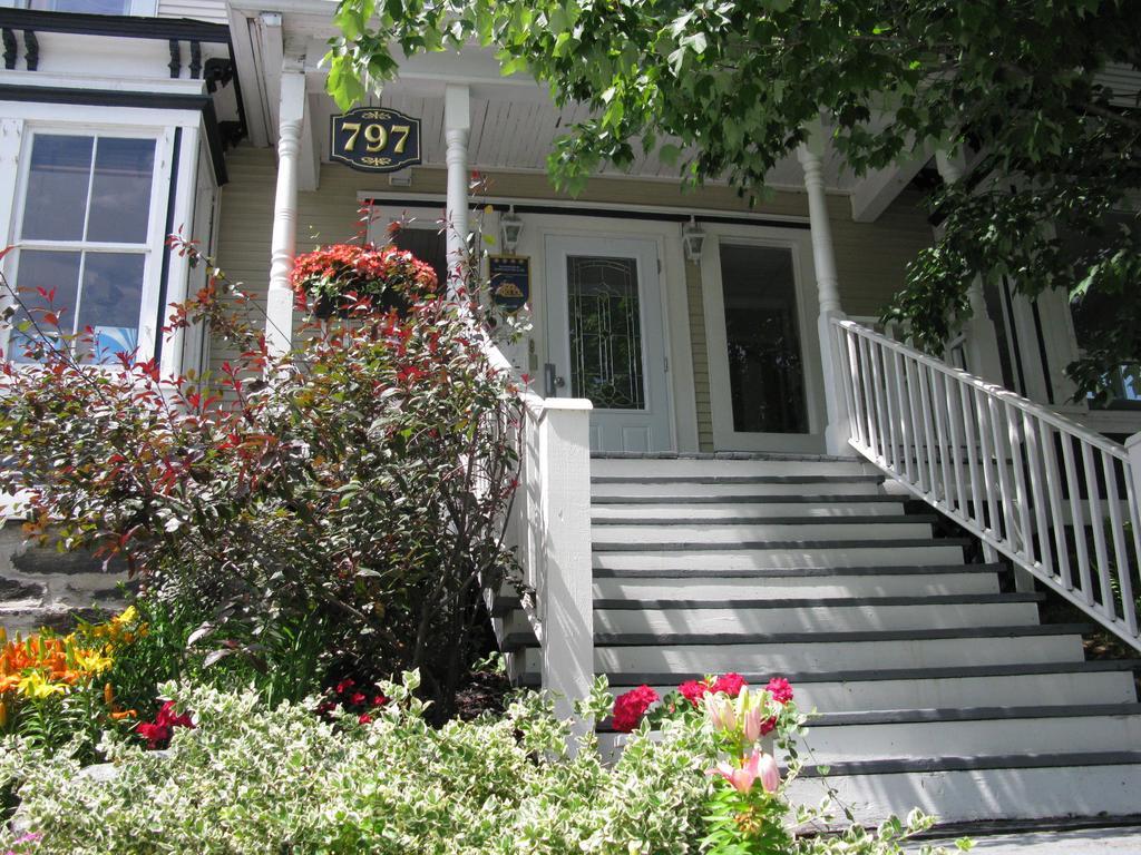Auberge Marquis De Montcalm Sherbrooke Esterno foto
