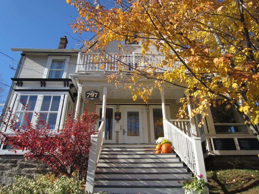 Auberge Marquis De Montcalm Sherbrooke Esterno foto