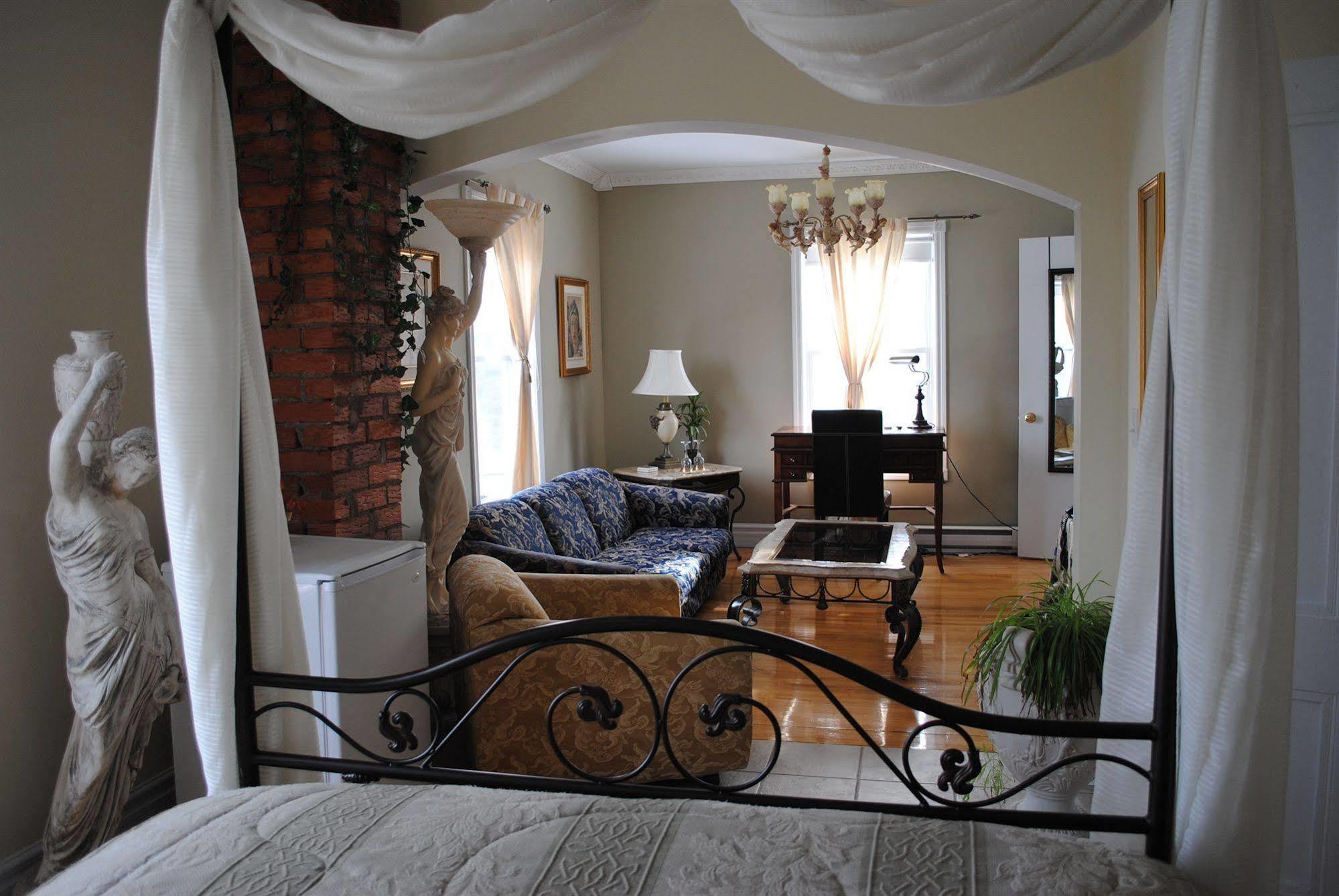 Auberge Marquis De Montcalm Sherbrooke Esterno foto